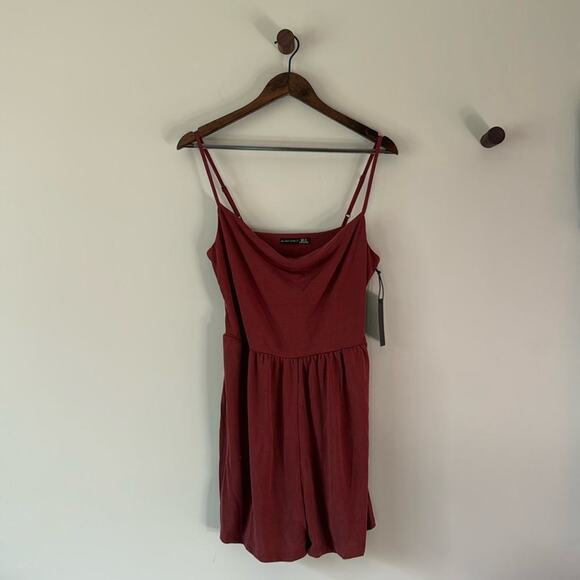BLACK TAPE_ SPAGHETTI STRAP COWL NECK ROMPER WITH POCKETS SIZE MEDIUM - Picture 1 of 6